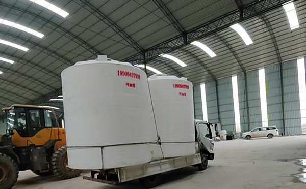 特加厚武山塑料大桶装车运输交付实录