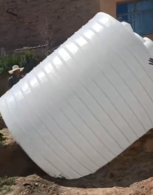 PE武山塑料大桶批量交付案例：满足多行业储运需求的可靠容器方案