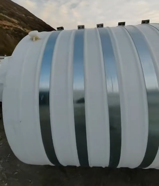圆形武山塑料桶批量交付案例：结构稳定，适配多行业液体储运需求